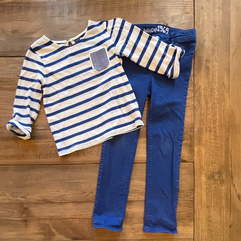 BabyGap girls matching set in size 5